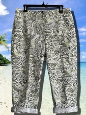NWT Chico's Womens Sz 1 / US Sz 8 Hidden Elephant Fitigues Cargo Capri Seagrass