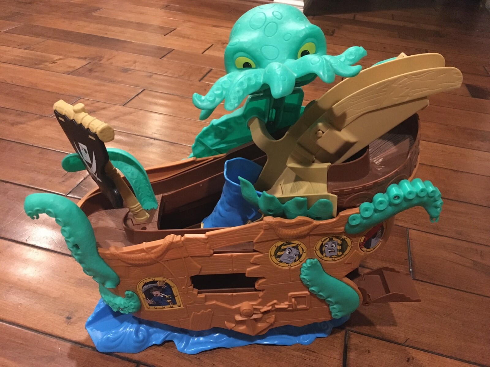 thomas adventures sea monster