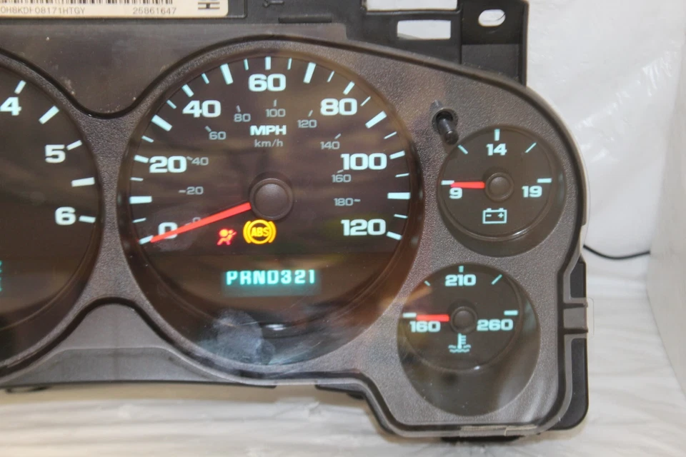 速度表仪表组 07 - 2011 Silverado/Sierra 1500 Dash 233,683 英里 — 第 3/4 张图片
