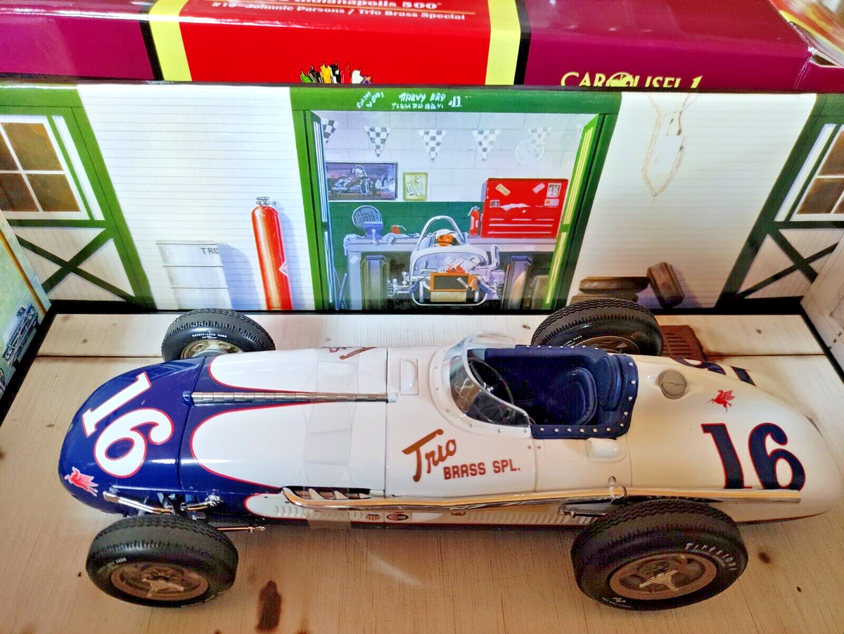 Carousel 1 Kurtis Kraft Roadster 1955 Indianapolis 500 No.16 1/18