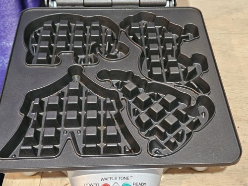 Villaware Waffle Maker Circus 20110 Waffler Elephant Lion Tent Clown Tested EUC - Picture 5 of 11