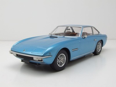 Lamborghini Islero S 1969 hellblau metallic Modellauto 1:18 KK Scale