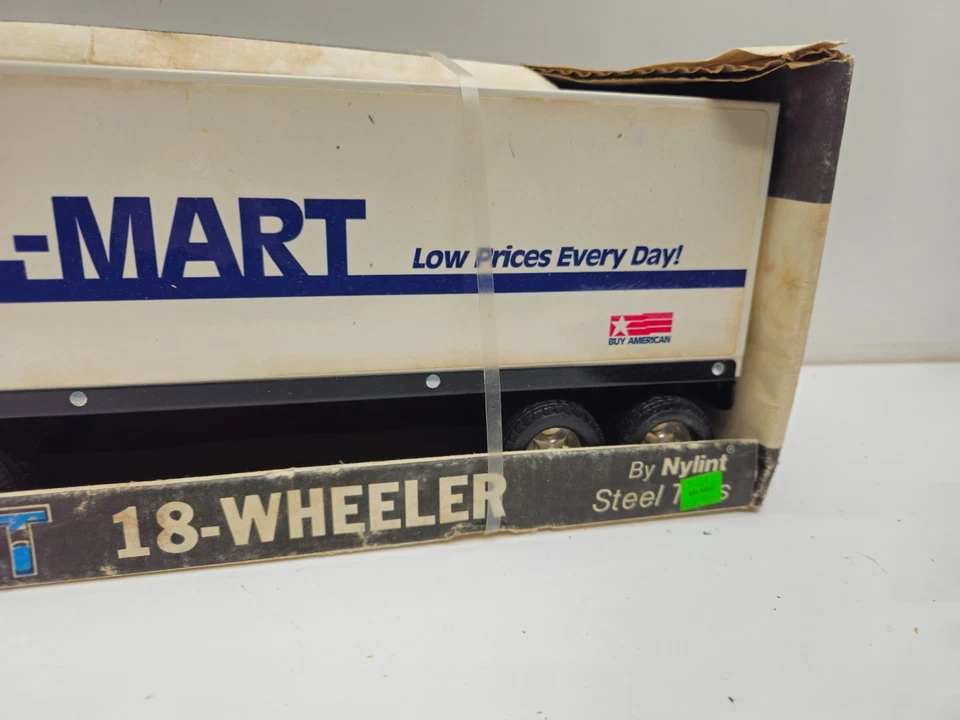 Nylint Wal-Mart 18-Wheeler Steel Toy Truck G.M.C. Cab Vintage NIB Made in USA - Image 3 of 4