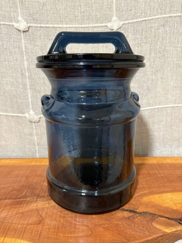 Vintage LE Smith Cobalt Blue Glass Lidded Apothecary Jar Canister Milk Can Shape
