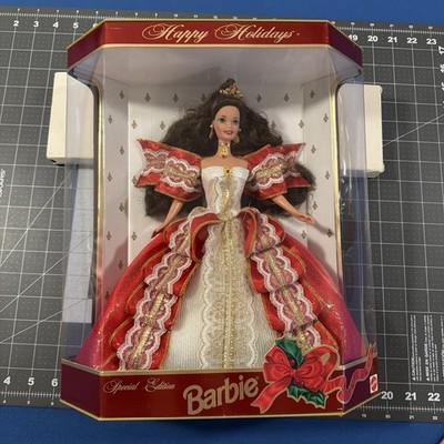 Happy Holidays Special Edition 1997 Barbie Doll NIB NRFB Green Eyes 17832 Mattel