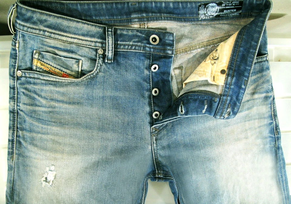 *HOT Men's DIESEL @ BUSTER 845F Slim TAPERED STRETCH DISTRESS Denim Jeans 33 x30 - Image 2 of 4