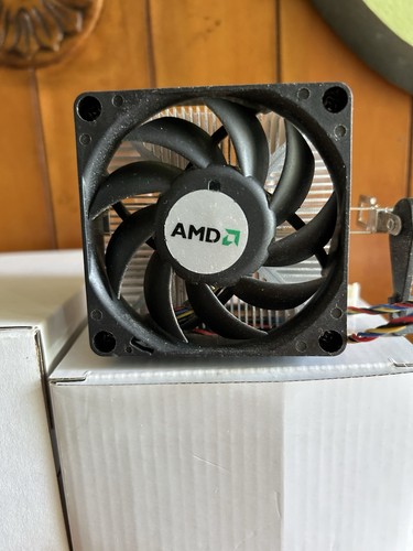 AMD Sempron 140 2.7GHz Dual-Core (SDX140HBK13GQ) Processor - Picture 13 of 14
