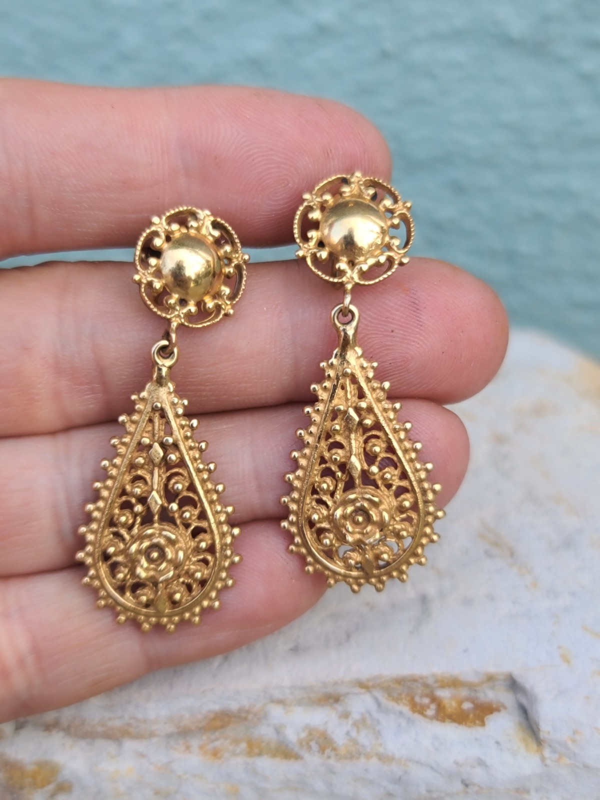 VTG 14k Solid Yellow Gold Stud Dangle Screwback E… - image 3