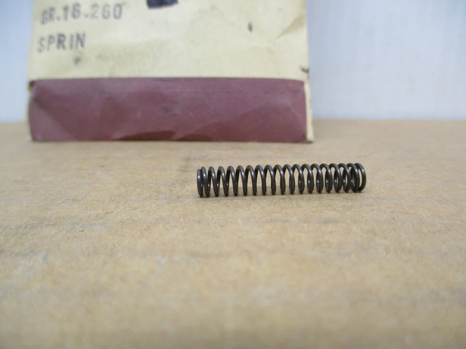 GM End Gate Window Regulator Clutch Spring 4303911 - Image 2 of 2