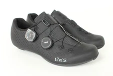 Fi'zi:k Vento Infinito Carbon 2 Cycling Shoe. Black, EU 38.0/US M's 6.0 /59971/