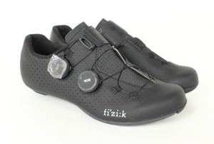 Fi'zi:k Vento Infinito Carbon 2 Cycling Shoe. Black, EU 38.0/US M's 6.0 /59971/