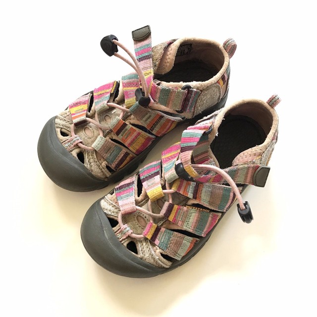 Keen little girls waterproof sandals size 13 eBay