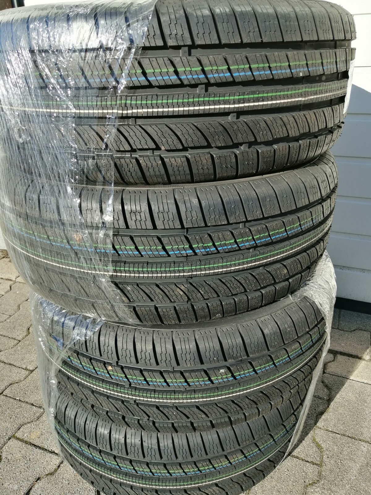 Allwetterreifen 215 55 R18null