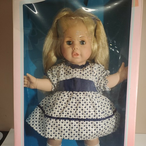 Vintage Uneeda Pretty Baby Doll Sleep Eyes 17" Soft Body Blonde Hair