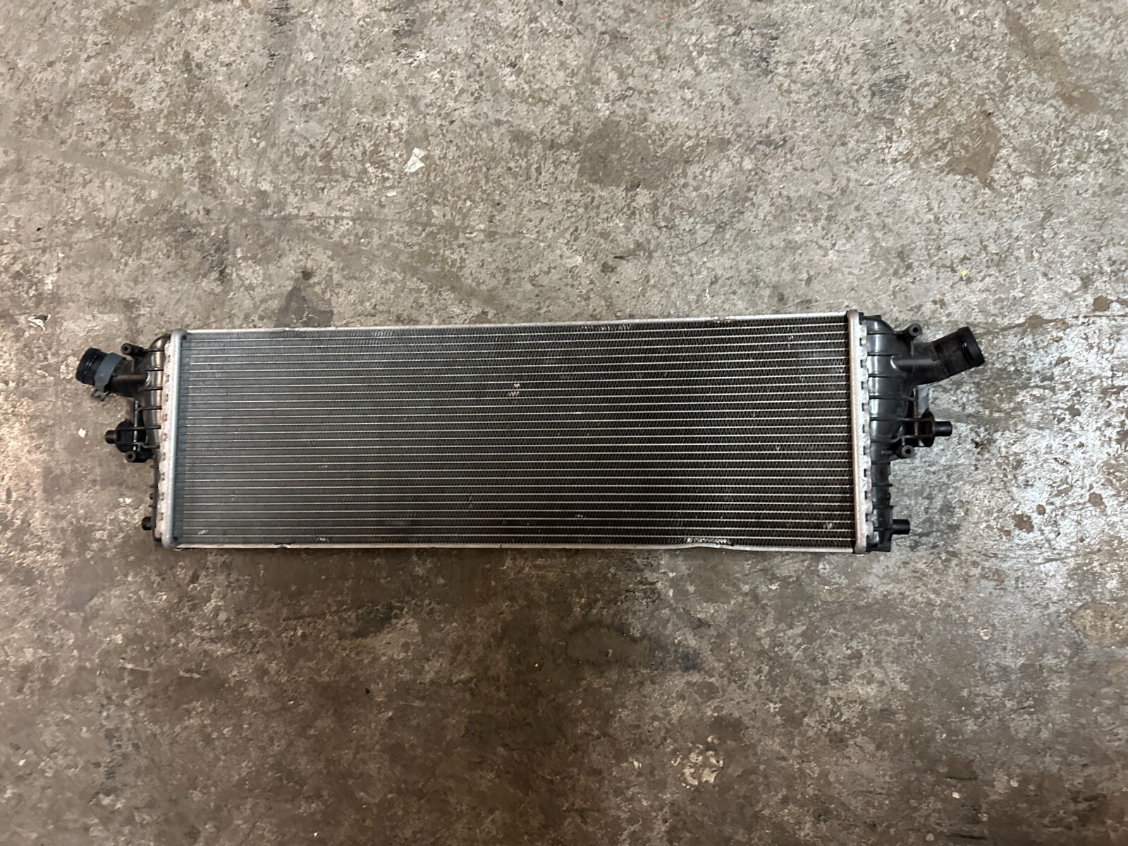 2021 AUDI R8 COOLING COOLANT RADIATOR OEM 4S0 121 254 *SLIGHT DAMAGE 3-5*