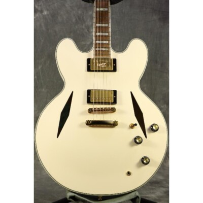 Epiphone / Emily Wolfe 