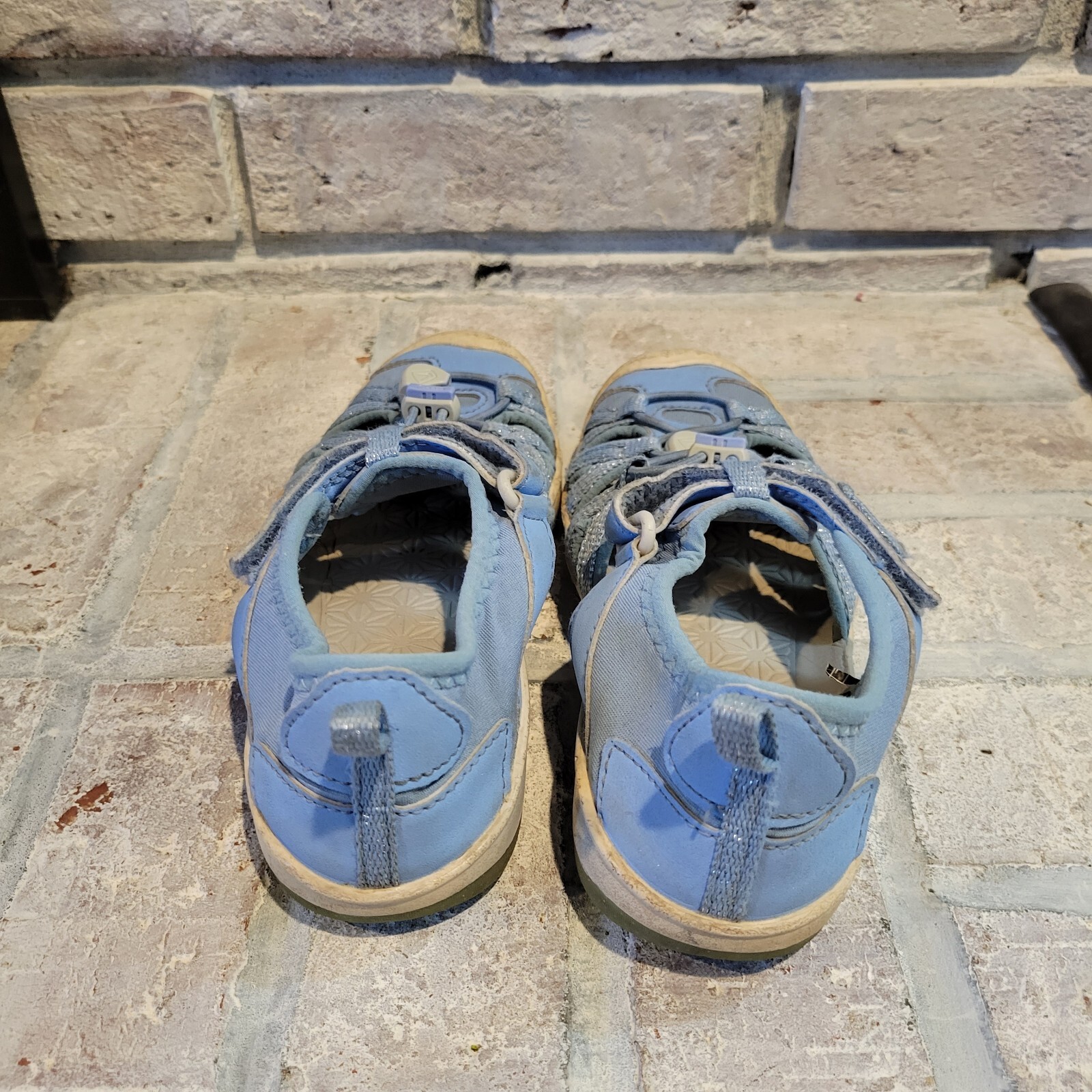 KEEN Scarpe scarpe da ginnastica Moxie sport acquatici scarpe da ginnastica per bambine giovani taglia 13 Aqua