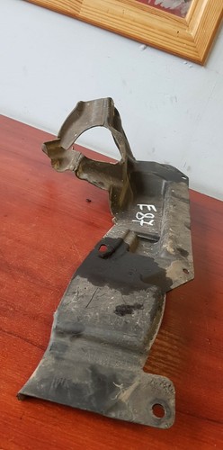 BMW 3 Kotflügelschutz Verkleidung Schild vorne rechts E90 7131712