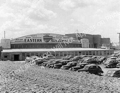 1942 Washington-Hoover Airport, Arlington, Virginia Old Photo 8.5'' x 11'' Reprint