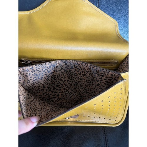 Bolso bandolera Longchamp Mademoiselle mimosa amarillo piel de becerro puñetazos - Imagen 8 de 10