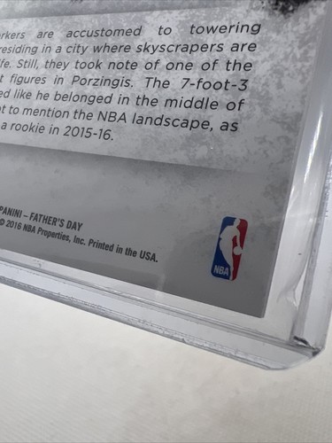 2016 Festa del papà Collezione Panini Stock Spessa/50 Kristaps Porzingis #4 - Foto 9 di 10