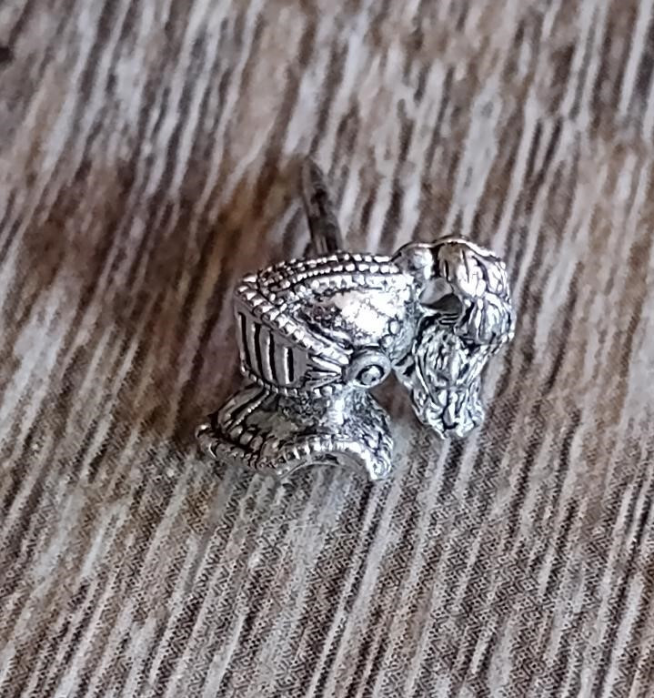 Picture 1 of 2