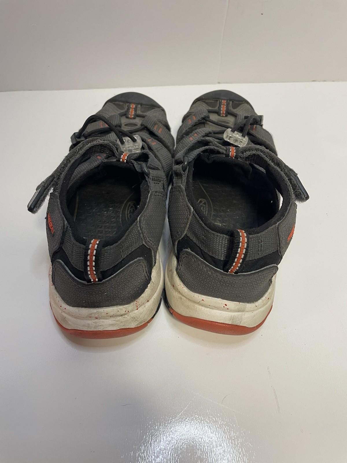 Sandali Keen scarpe acqua giovani bambini taglia 13 nylon punta chiusa Newport H2