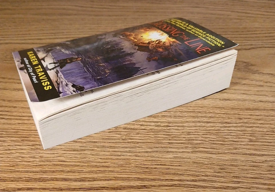 Crossing The Line By Karen Travis Mass Market Paperback Foto 4 de 4