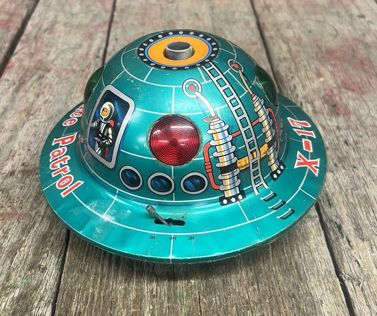 Vintage MASUDAYA Battery Operated Space Patrol X-17 Flying Saucer