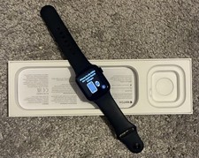 Apple Watch SE 2nd Gen 40mm Midnight AluminiumCase + Band Boxed mint condition