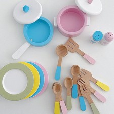 Wooden Toy Plates and Dishes Kitchen Set Learning Educational Wooden Play