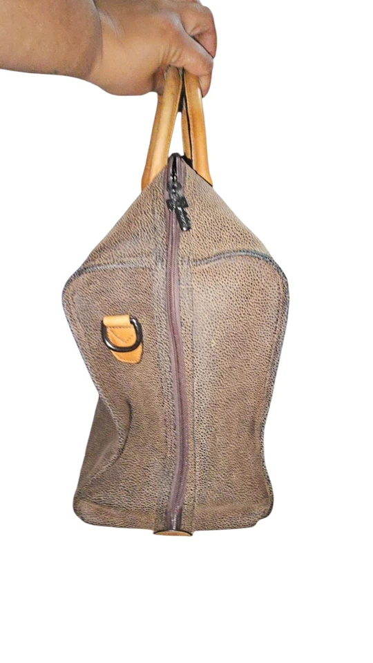 Bolsa de viagem Jack Georges couro pebbled grande/fim de semana marrom alça superior - Imagem 4 de 4