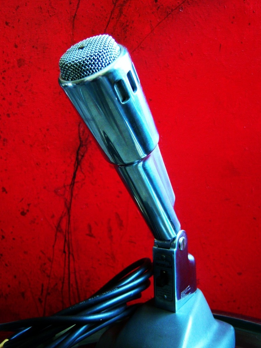 Vintage 1950s Electro Voice 664 dynamic cardioid microphone Hi Z w