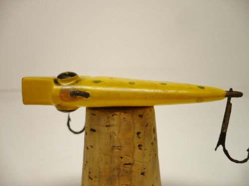 Scarce Vintage Kentucky North Carolina Fishing Lure New Cedar Stump Pier Lure - Picture 3 of 4