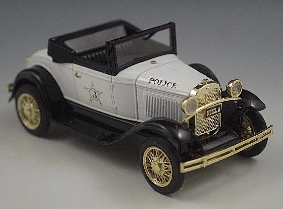LIBERTY CLASSICS POLICE 1929 FORD MODELO A ROADSTER BANK ESCALA 1/25 FUNDIDO A PRESIÓN Foto 3 de 4
