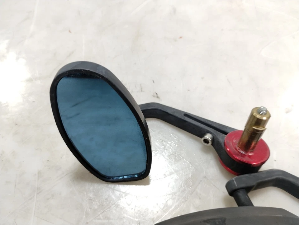 Espejos retrovisores de extremo de manillar izquierdo y derecho Ducati Monster S2R 800 2006 mercado de accesorios Foto 2 de 4