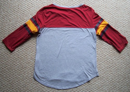 Women's NBA UNK T-shirt Cleveland Cavaliers Size XL - Picture 3 of 3