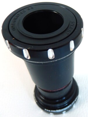 Boîtier de Pédalier First Press-fit 46mm/Width 68mm pour Axe 24 mm Shimano