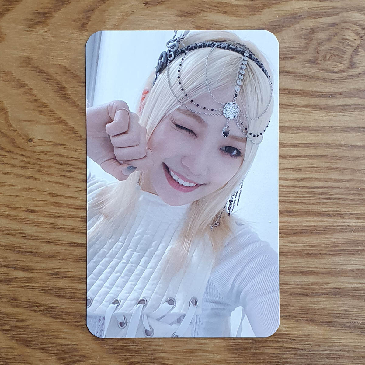 EVERGLOW オンダ トレカ ⑩ Onda Official Photocard Everglow 2nd Mini [-77.82X-78.29] Genuine