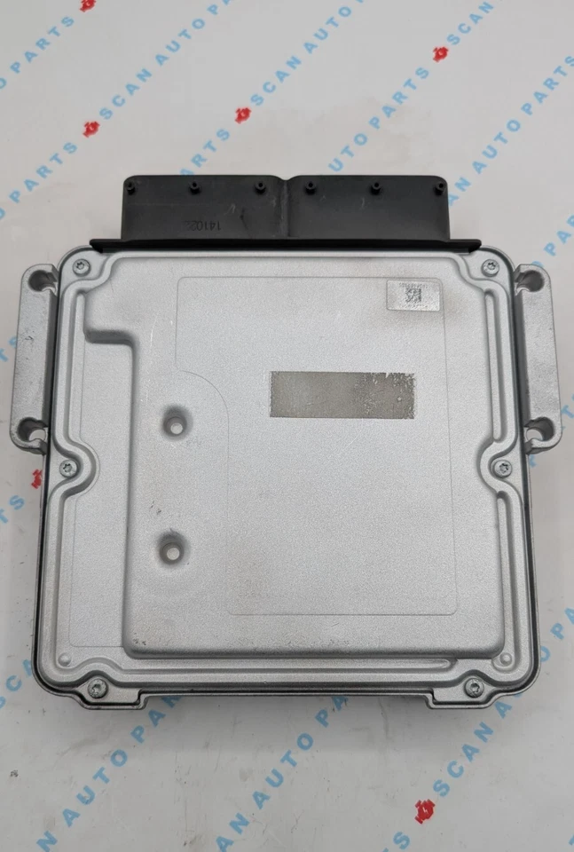 Hyundai Accent Bosch MEDG17.9.8 2015/39110-2BRB6 ECU 0261S12218 usado Foto 3 de 4