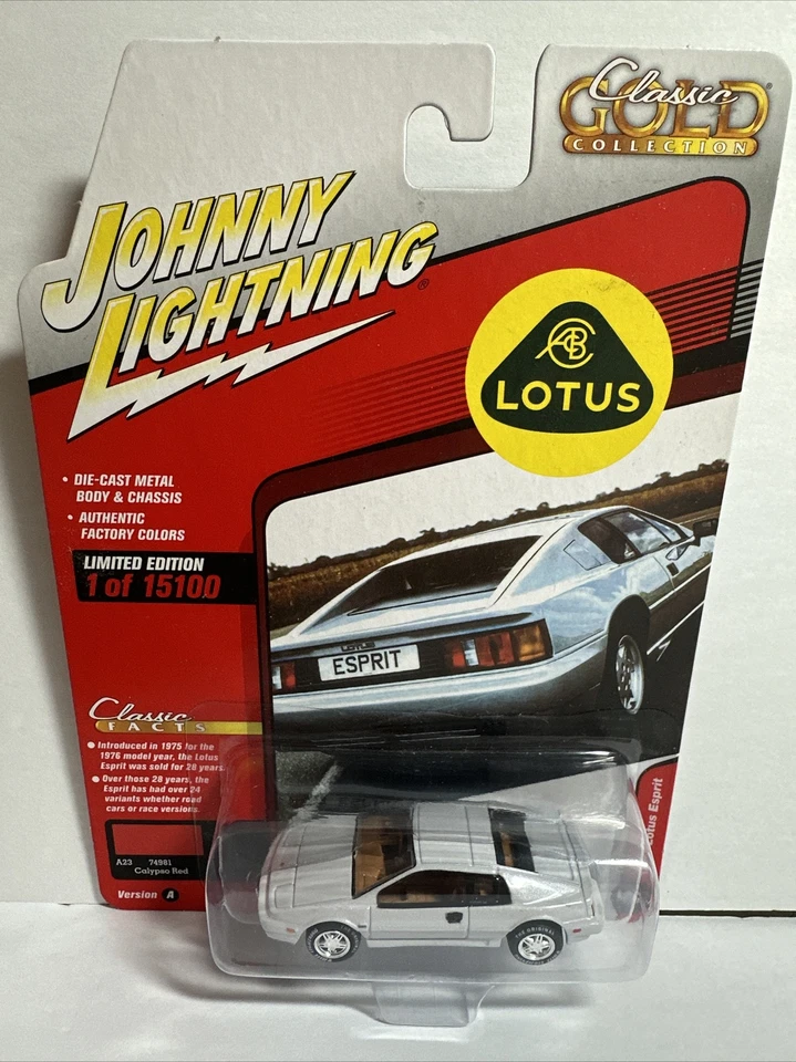 Johnny Lightning White Lightning Classic Gold Collections 1989 Lotus Esprit - Image 2 of 3