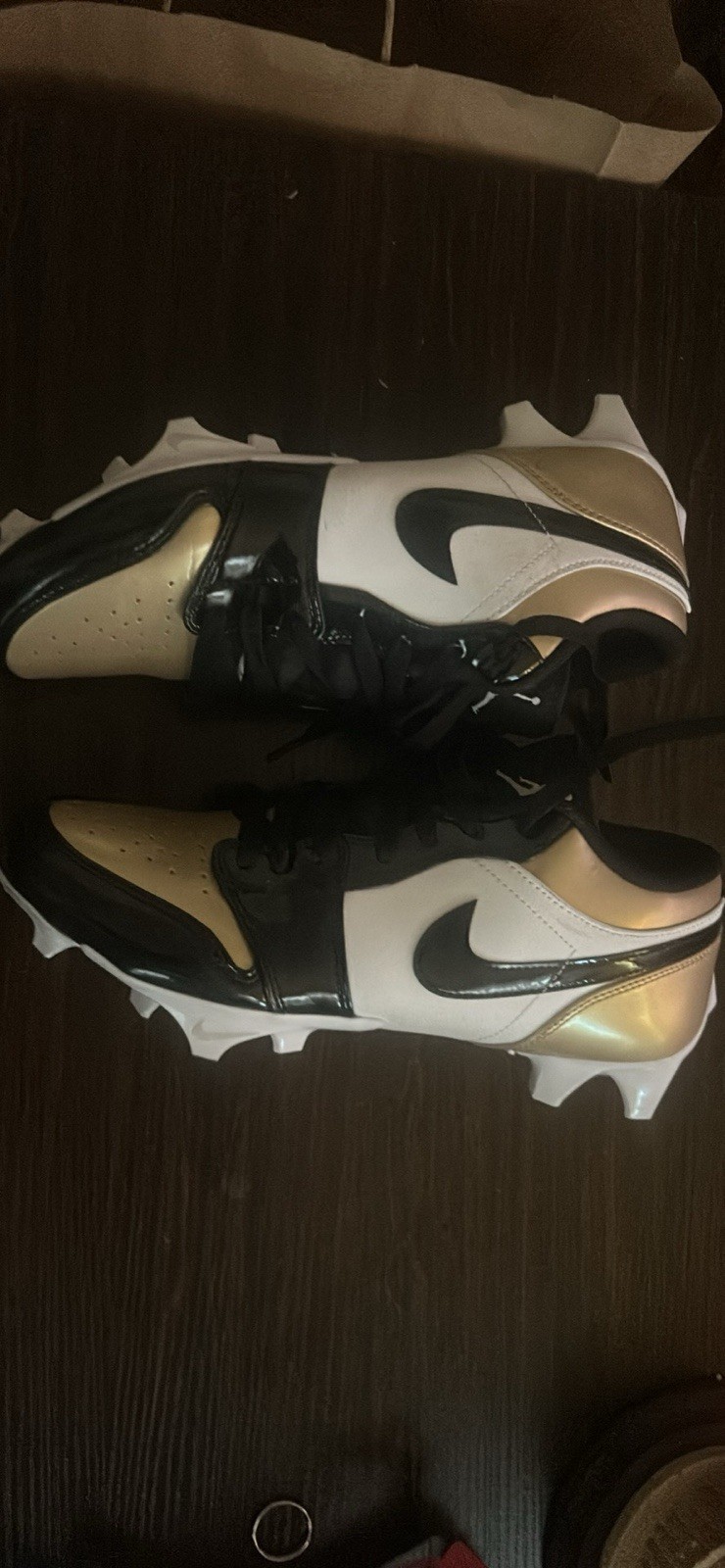 size 10 (barely worn) - image 4