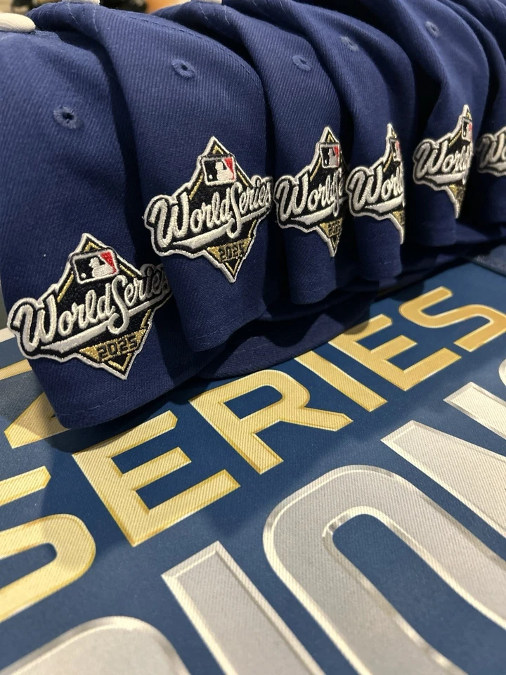 LA DODGERS 2025 WORLD SERIES NEW ERA FITTED CAP HAT IN HAND SIZE 7 5/8 - Image 3 of 4