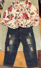 Adorable Girls' Floral Jogger Set - Size 4- New
