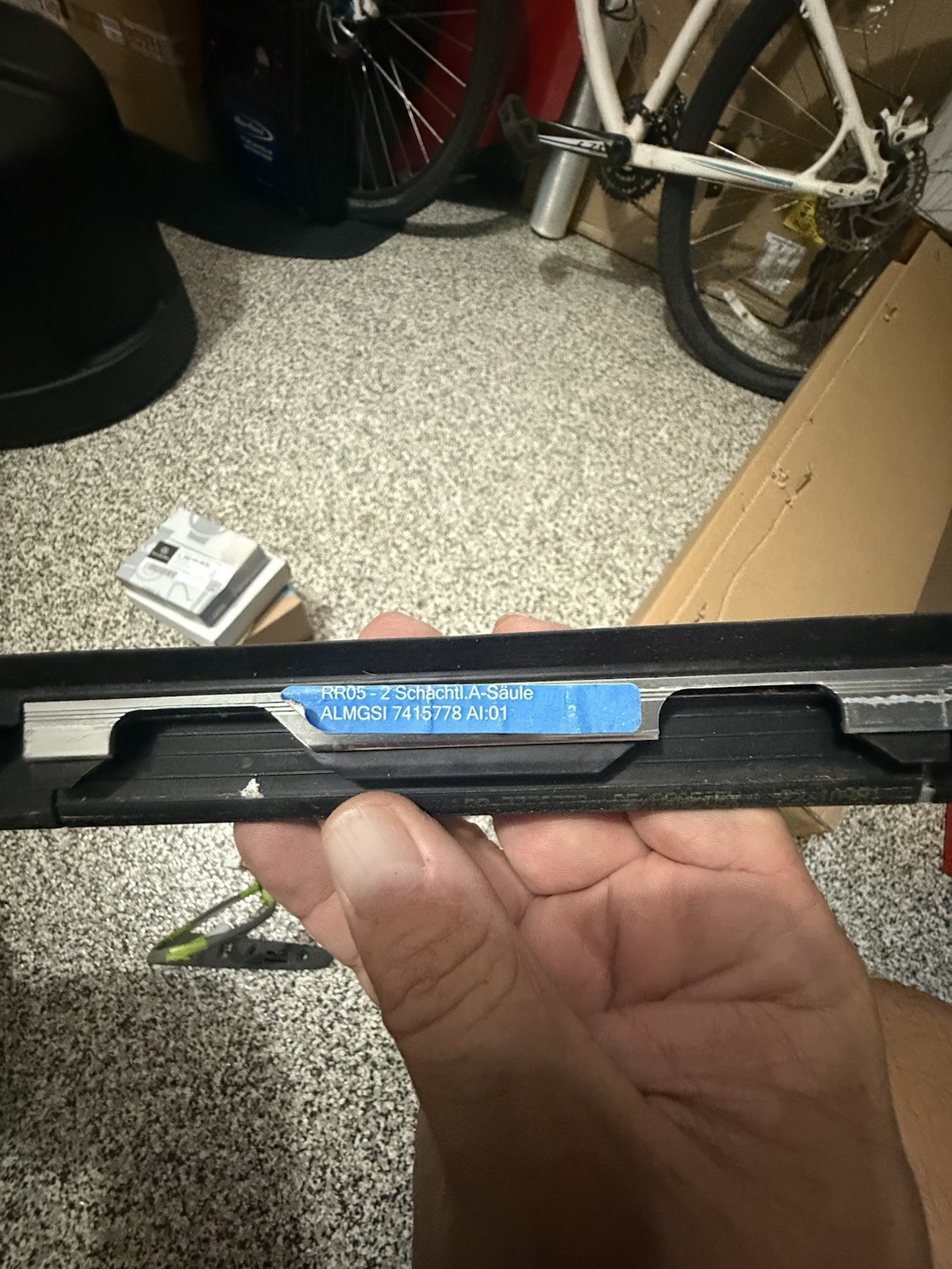 Rolls Royce Wraith 14-21 Channel Cover - Short - Outer Right (7415778)