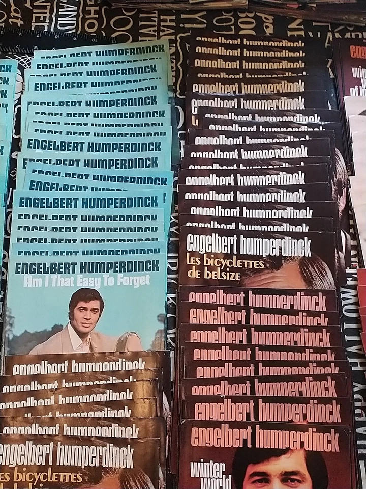 X100 Engelbert Humperdinck Lote Música 45 RPM Sin Discos Artesanía Cuadros Fundas Foto 4 de 4
