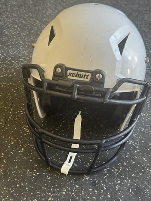 Schutt Vengeance HELMET FB 203990 YOUTHVENGEANCE A3 M-WH Size Medium