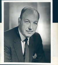 1950 Robert W Sarnoff President Chief Executive Officer RCA Business Man Photo