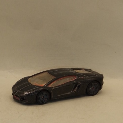 Mattel Lamborghini Aventador LP 700-4