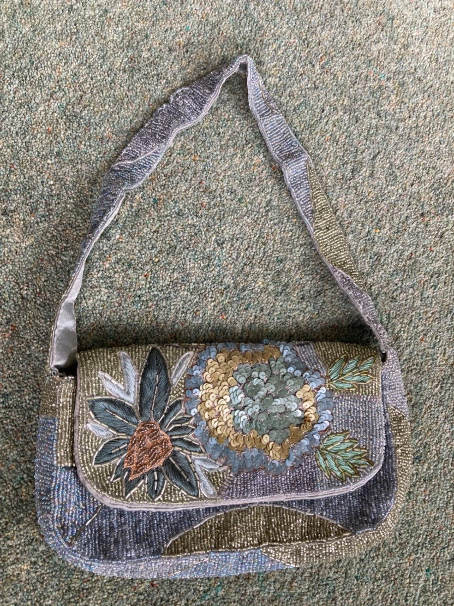 Accessorize beaded shop bag